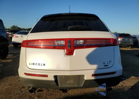 2010 Lincoln Mkt из США, поврежденный, VIN 2LMHJ5AR8ABJ08988